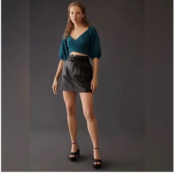 Anthropologie Maeve Teal Cross-Front Puff-Sleeve Crop Top NWOT - Picture 2 of 9